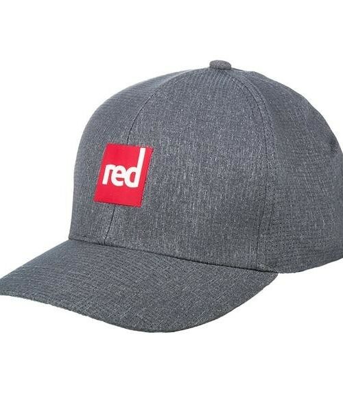 Cette casquette Red Paddle est conçue pour vous offrir une protection solaire optimale lors de vos sorties paddle.