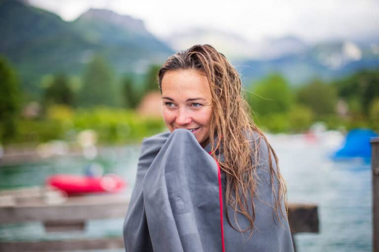 microfibre serviette red original