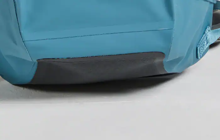 Base renforcée. Base renforcée résistante à l'abrasion. 