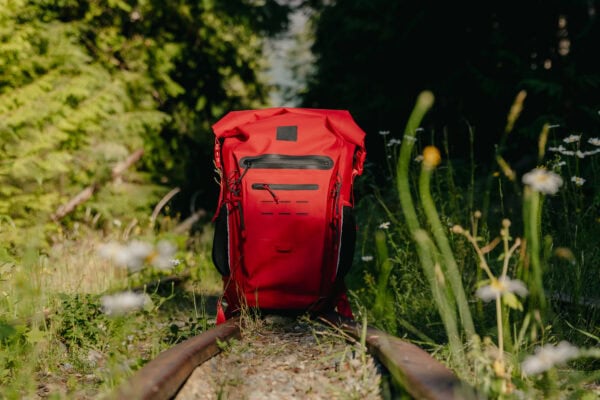 Sac à dos Red Original Adventure backpack étanche 30L rouge – Image 12