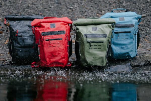 Sac à dos Red Original Adventure backpack étanche 30L rouge – Image 10