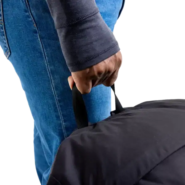 Sac à Dos léger et imperméable Red Original 35L - Noir – Image 11