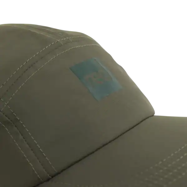 Casquette de paddle longue durée, légère et résistante, idéale pour la pratique de l'optimist.