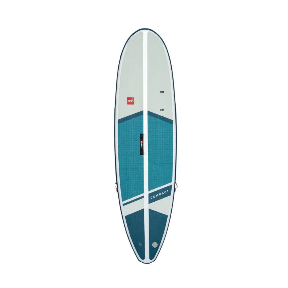 La Compact 9'2 en pack voyage : planche, pagaie cinq pièces et pompe tiennent dans le même sac à dos.