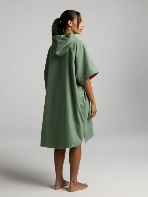 red poncho microfibre adulte sage green 01 face