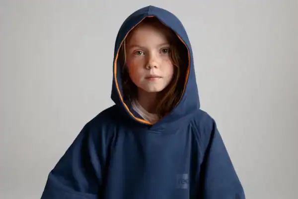 red poncho microfibre enfant admiral blue 03 capuche