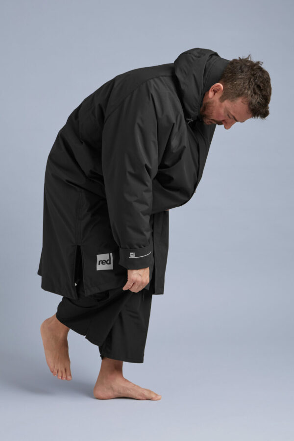 Red Pro Change Robe EVO Stealth Black - se changer en extérieur Se changer dehors à l'abri du peignoir Red EVO Stealth Black après une session